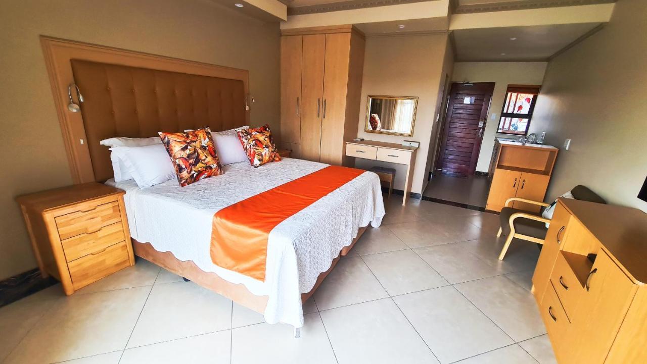 Lilypark Lodge Rustenburg Extérieur photo
