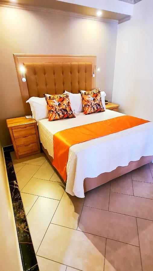 Lilypark Lodge Rustenburg Extérieur photo