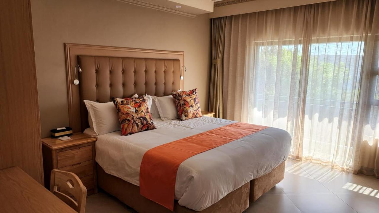Lilypark Lodge Rustenburg Extérieur photo