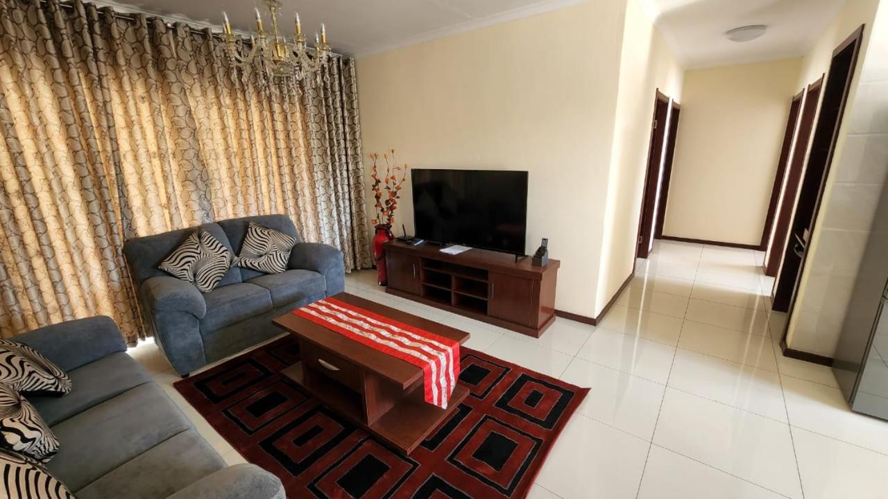 Lilypark Lodge Rustenburg Extérieur photo